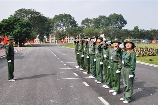 Trả lời công dân về tiêu chuẩn giảng viên môn Giáo dục quốc phòng và an ninh