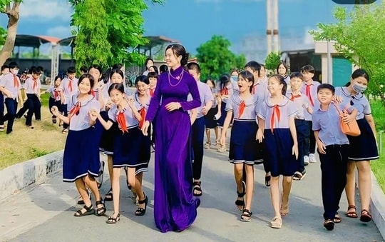 Bộ Giáo dục và Đào tạo thông tin việc bỏ đề xuất miễn học phí cho con nhà giáo