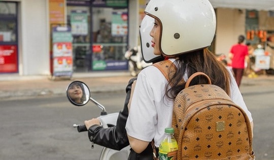 1001 cú 'sốc' đầu đời của tân sinh viên: Triết, logic học chưa đáng sợ bằng chuyển trọ liên tục