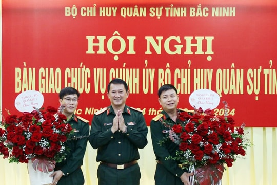 Bộ Quốc phòng bổ nhiệm Phó Chủ nhiệm Chính trị Quân khu, Chính ủy Bộ Chỉ huy Quân sự tỉnh