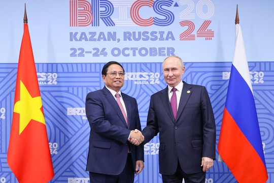 Thủ tướng Phạm Minh Chính hội đàm với Tổng thống Nga Vladimir Putin