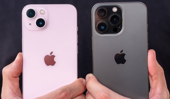 Giá iPhone 13, iPhone 13 Pro Max mới nhất giảm 'sốc', siêu rẻ mà vẫn xịn không kém iPhone 16