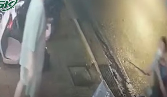 Tin tức 24h 26/10: Can ngăn ẩu đả, người đàn ông bị 2 kẻ 'thủ ác' cầm kiếm chém tử vong thương tâm