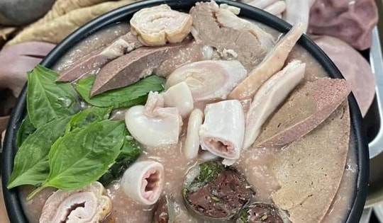 Những quán lòng lợn ngon nức tiếng quận Tây Hồ