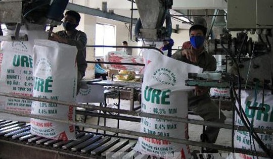 Giá phân bón trong nước bám sát xu hướng biến động trên thế giới