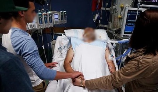 Người đàn ông 45 tuổi phát hiện mắc ung thư vòm họng giai đoạn 4 thừa nhận chủ quan với dấu hiệu nhiều người Việt mắc phải