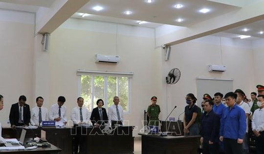 Tuyên án với 6 bị cáo trong vụ cháy quán karaoke An Phú