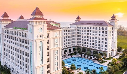 Thiên đường nhiệt đới Phú Quốc đón thêm nhiều chuyến bay quốc tế mới