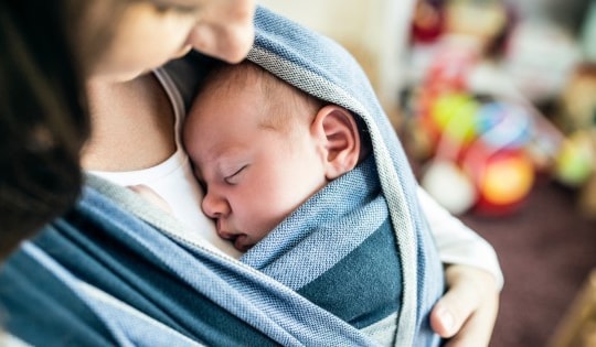 Bác sĩ chỉ cách phòng bệnh hô hấp cho trẻ khi trời chuyển lạnh