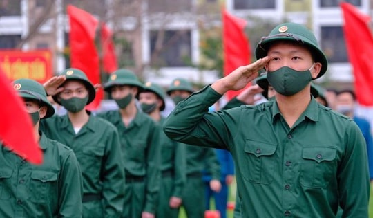 Nghĩa vụ quân sự 2025: Công dân nhập ngũ phải đi mấy năm?