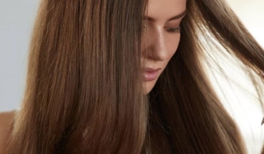 Mẹo chải tóc đúng cách ngăn ngừa tóc gãy rụng