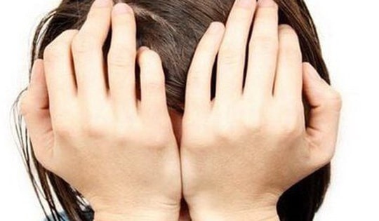 7 dấu hiệu của rối loạn nội tiết tố nữ chị em cần biết