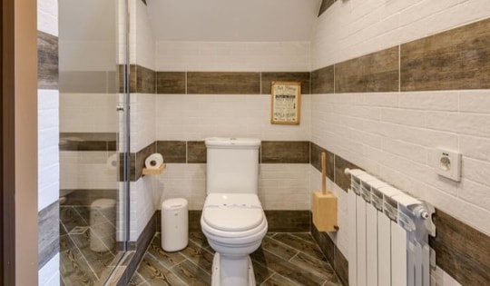 Đại kỵ cần tránh trong phong thủy nhà vệ sinh nếu không muốn tài vận, sức khỏe giảm sút