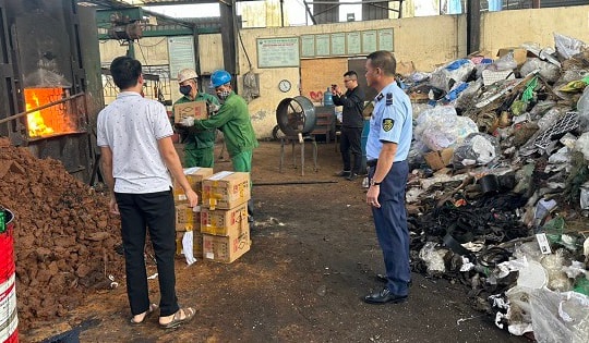 Phát hiện gần 14 nghìn sản phẩm làm đẹp vi phạm qua TMĐT