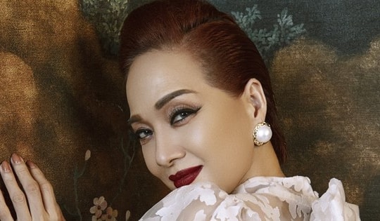 Tuổi 60, NSND Lê Khanh vẫn đắt sô và nhan sắc khiến nhiều người ngưỡng mộ