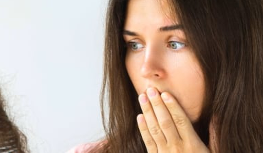 Cách khắc phục rụng tóc ở nữ giới