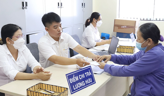 Từ 1/7/2025, trường hợp nào nghỉ hưu sớm mà không bị trừ lương hưu?