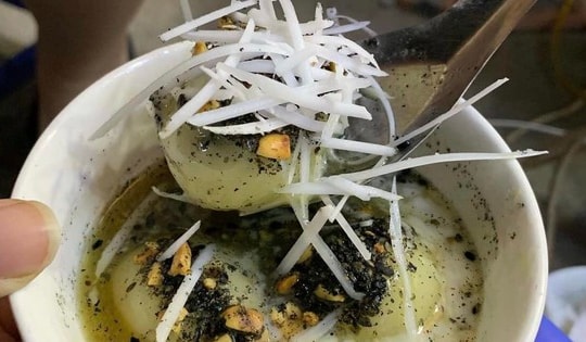 Món ngon mùa Đông bổ rẻ: Món bánh mềm dẻo dễ ăn, thơm lừng làm ấm bụng ngày lạnh