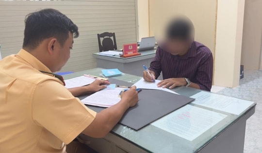 Công an làm việc với tài xế chạy xe ngược chiều giữa phố ở Đồng Nai