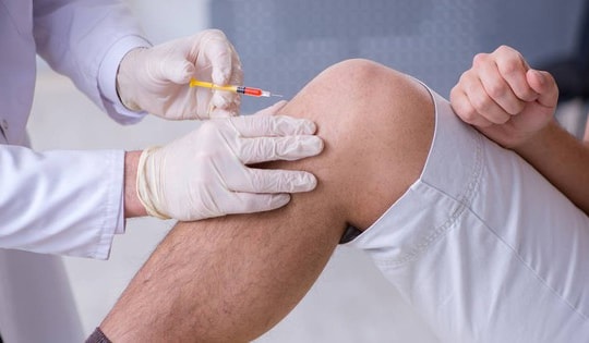 Khi nào cần tiêm thuốc chữa thoái hóa khớp gối?