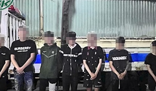 Bắt nóng nhóm 'quái xế' biểu diễn lạng lách, đánh võng trên phố rồi đăng lên mạng thách thức