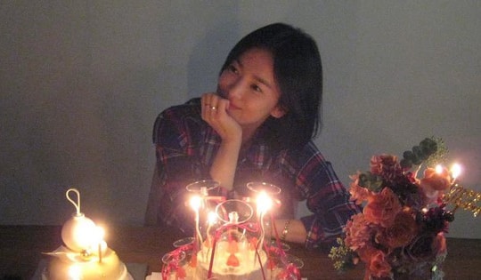 Song Hye Kyo công khai chuyện hẹn hò trong ngày sinh nhật?