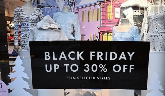 Nhiều xu hướng mới lạ xuất hiện trong mùa mua sắm cuối năm