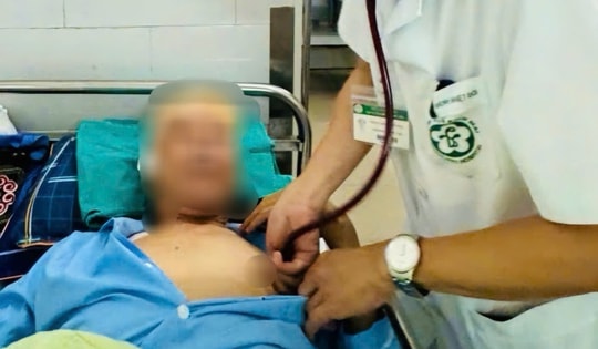 Người đàn ông ở Hải Dương đi khám vì đau đầu bất ngờ phát hiện hoại tử não, bác sĩ chỉ rõ nguyên nhân từ căn bệnh nguy hiểm này