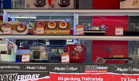 Miền Bắc lạnh đầu mùa, thiết bị sưởi ấm 'tăng nhiệt'