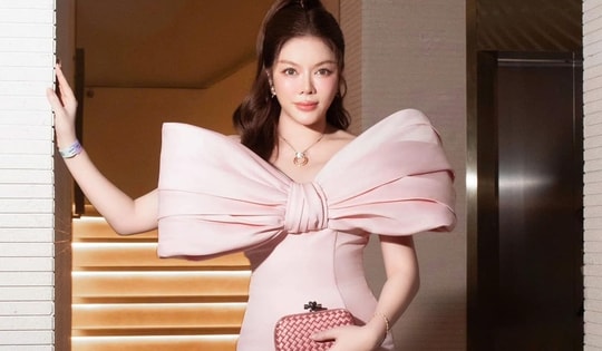 Vừa vướng nghi án thẩm mỹ, Lý Nhã Kỳ tung bộ ảnh trong veo