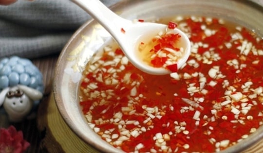 Loại nước chấm của Việt Nam thuộc top ngon nhất thế giới, có gì đặc biệt?