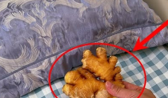 Đặt 1 củ gừng dưới gối trước khi ngủ, sáng mai thức dậy chị em hoảng hốt vì điều 'thần kỳ' này