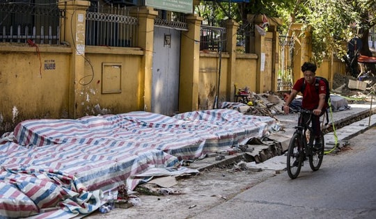 Hà Nội: An táng hơn 350 bộ hài cốt được phát hiện trên phố Tây Sơn