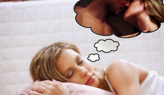 Thường xuyên có giấc mơ 'hoan lạc' với người lạ, chuyên gia chia sẻ điều cần chú ý
