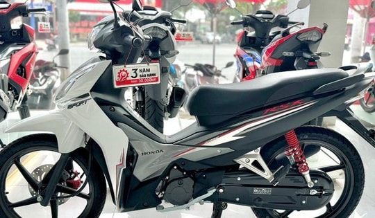 Giá xe Wave RSX FI 2024 mới nhất giảm siêu rẻ, thấp hơn cả Future, chỉ như Wave Alpha