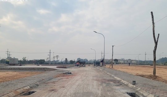 Giá đất quanh khu vực đấu giá được trả 30 tỷ đồng/m2 đang giao dịch thế nào?