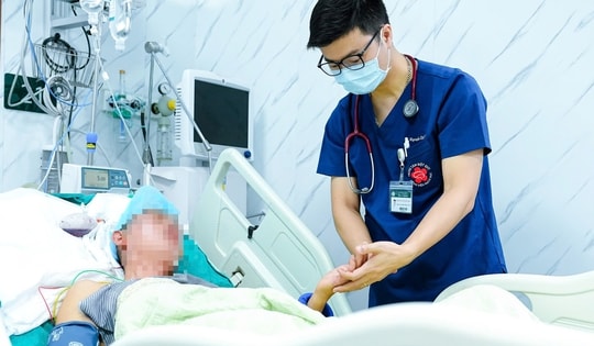 Người đàn ông đối diện 'cửa tử' vì chủ quan với căn bệnh nguy hiểm, thường gia tăng trong mùa lạnh