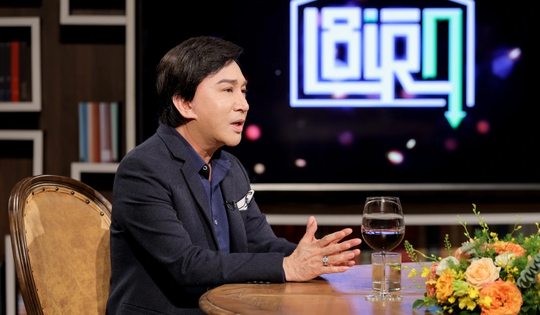 Nam NSƯT sở hữu hàng nghìn cây vàng, chi cả trăm tỷ thay 30 xe hơi vẫn ăn bánh ướt, hủ tíu lề đường