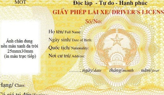 Mẫu giấy phép lái xe mới nhất áp dụng từ ngày 1/1/2025, có gì khác so với mẫu cũ?