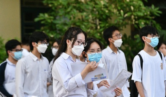 Nửa lớp học cận thị: Nguyên nhân vì đâu?