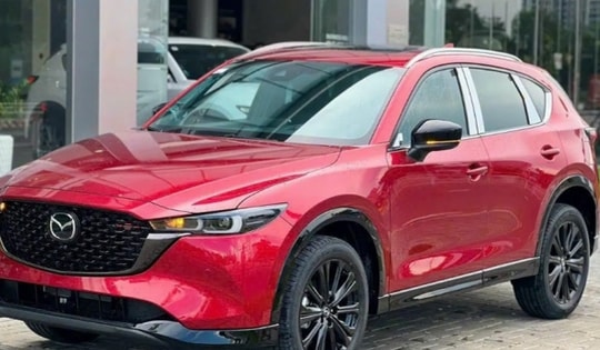 Giá lăn bánh Mazda CX-5 mới nhất 'giảm không phanh' nhờ ưu đãi khủng, Honda CR-V lo chạy doanh số cuối năm