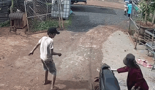 Pháo tự chế phát nổ khiến 3 cháu nhỏ bị thương, gào khóc nhờ người giúp đỡ