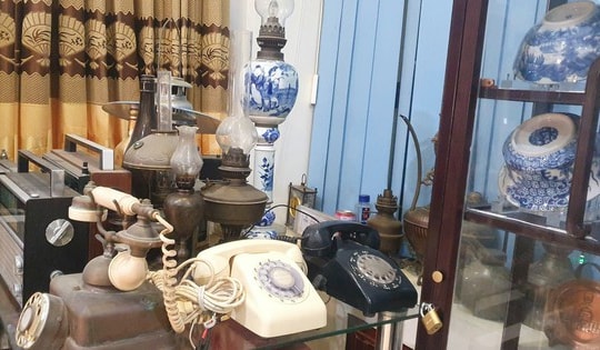 Cận cảnh loạt đồ cổ của 'ông lão tóc bạc' ở Nam Định