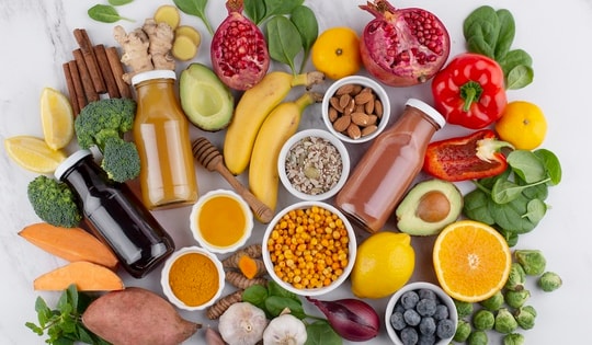 Viêm phổi gia tăng mùa lạnh, nên ăn và nên tránh những thực phẩm nào?