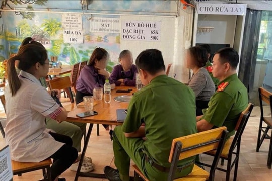 Quyết xóa bỏ các điểm kinh doanh trái cây tự phát không đảm bảo ATTP