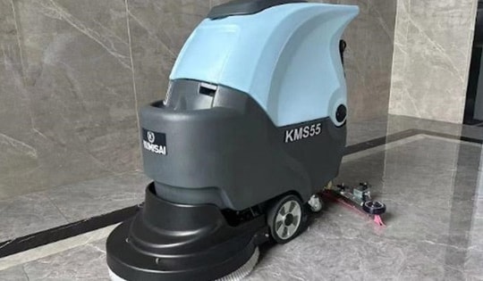 Các loại máy chà sàn nhà xưởng được ưa chuộng tại Kumisai