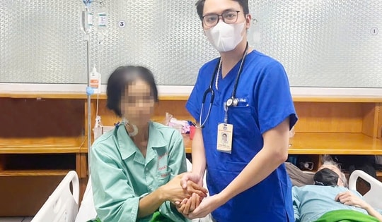 Người phụ nữ đi cấp cứu gấp sau khi ăn thịt lợn cuốn loại lá này