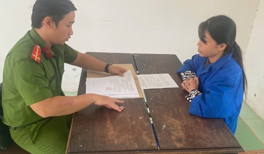 'Nữ quái' cầm đầu đường dây đánh bạc qua mạng hơn 1,1 triệu USD