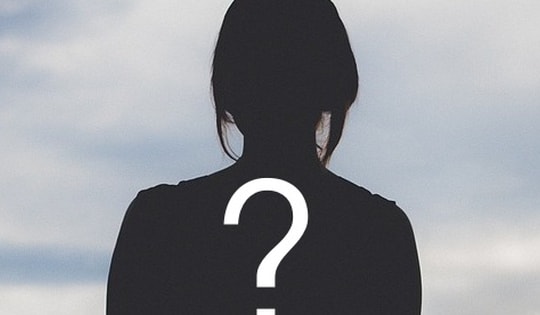 1 sao nữ Vbiz là mẹ đơn thân bất ngờ lui về ở ẩn vì đang mang thai?