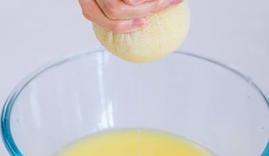 Cách làm nước cốt gừng tươi để giữ ấm cơ thể, chống cảm lạnh